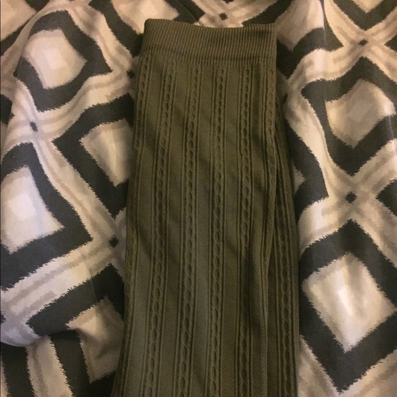 Jeans and leggings - Picture 3 of 3